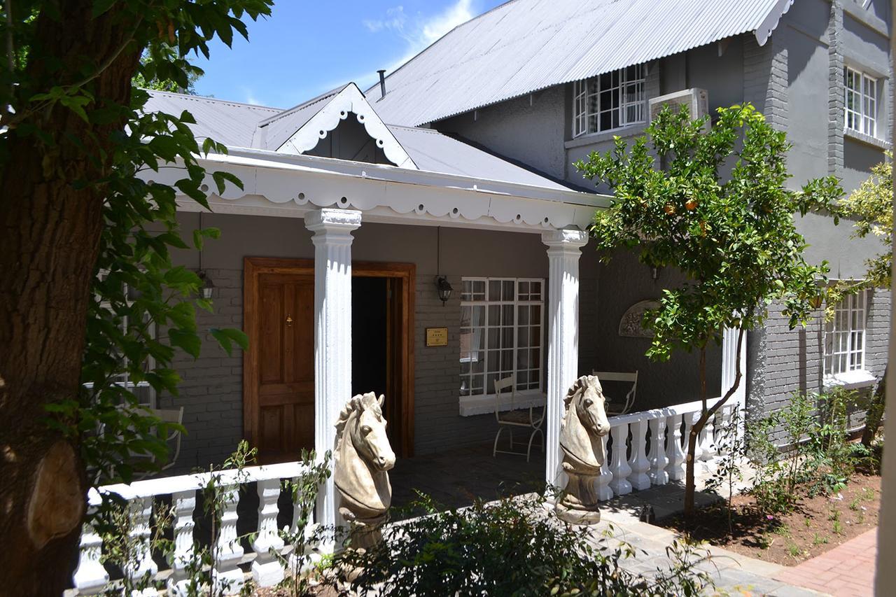 Hobbit Boutique Hotel Bloemfontein Bagian luar foto