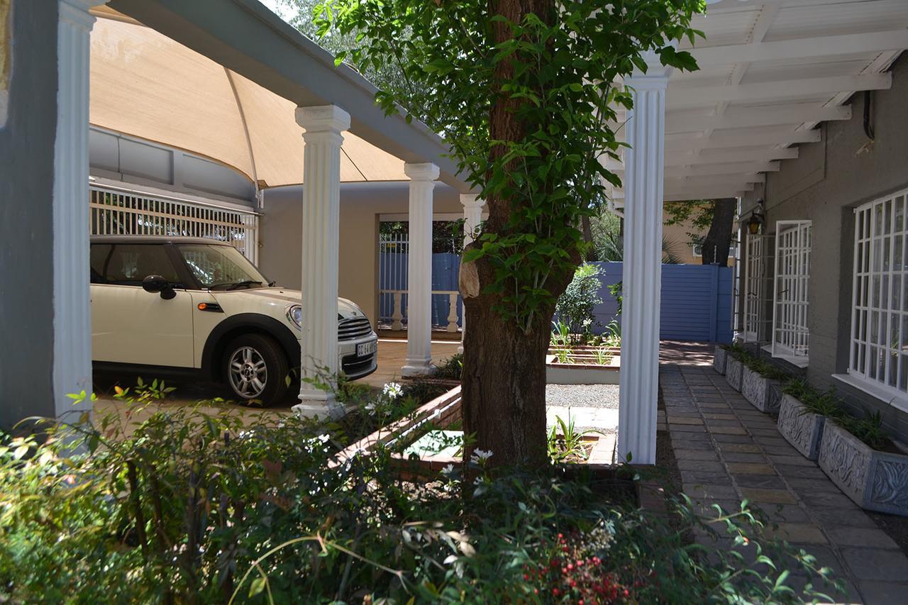 Hobbit Boutique Hotel Bloemfontein Bagian luar foto